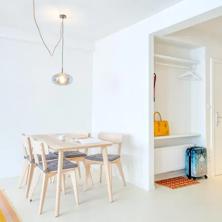 Apartment In The Heart Of At Steps From The Ostend